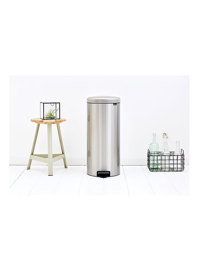 brabantia Pedal Bin Newicon With Inner Bucket Matt Steel Fingerprint Proof 30Liters  - Image 5