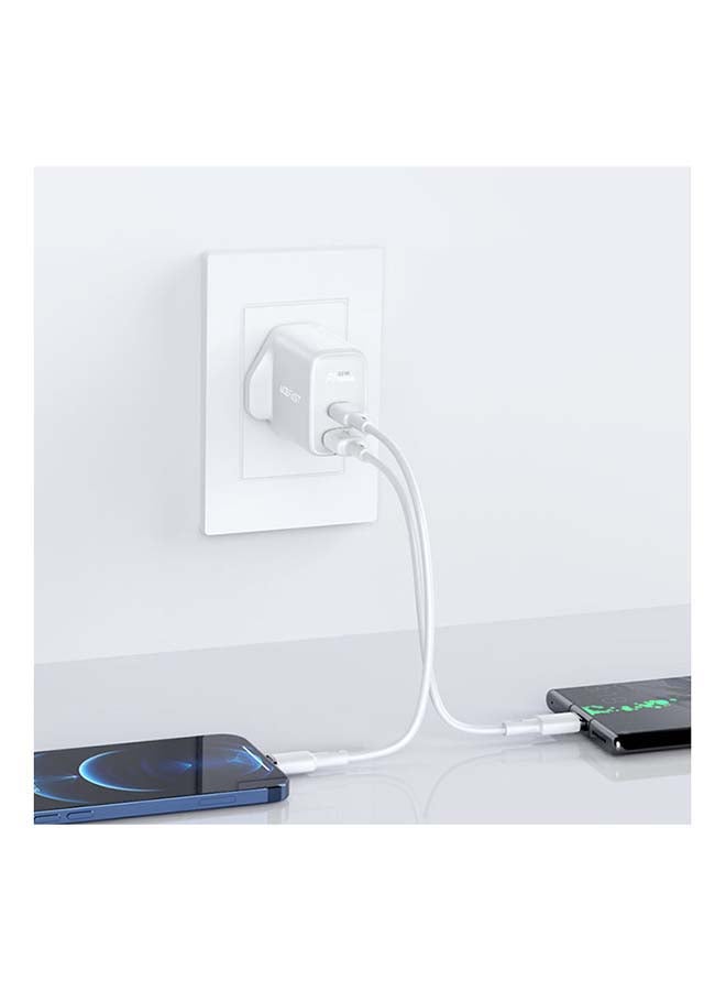 ACEFAST 32W USB-C+USB-A Dual Port Charger White - Image 2