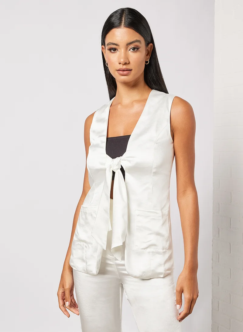 4th & Reckless Tie-Front Sleeveless Blazer