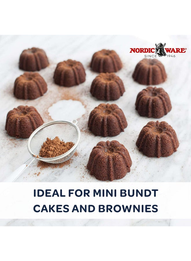 نورديك وير وعاء مربعات أسمر لصنع الكعك أسود 24.1x3.2x34.3سم - Image 3