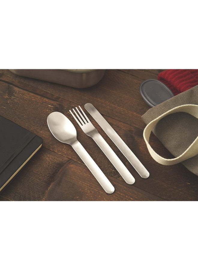 بلاك آند بلم طقم أدوات المائدة المكوّن من 3 قطع والمزوّد بحامل فضي 2Ø³Ù†ØªÙŠÙ…ØªØ± - Image 3