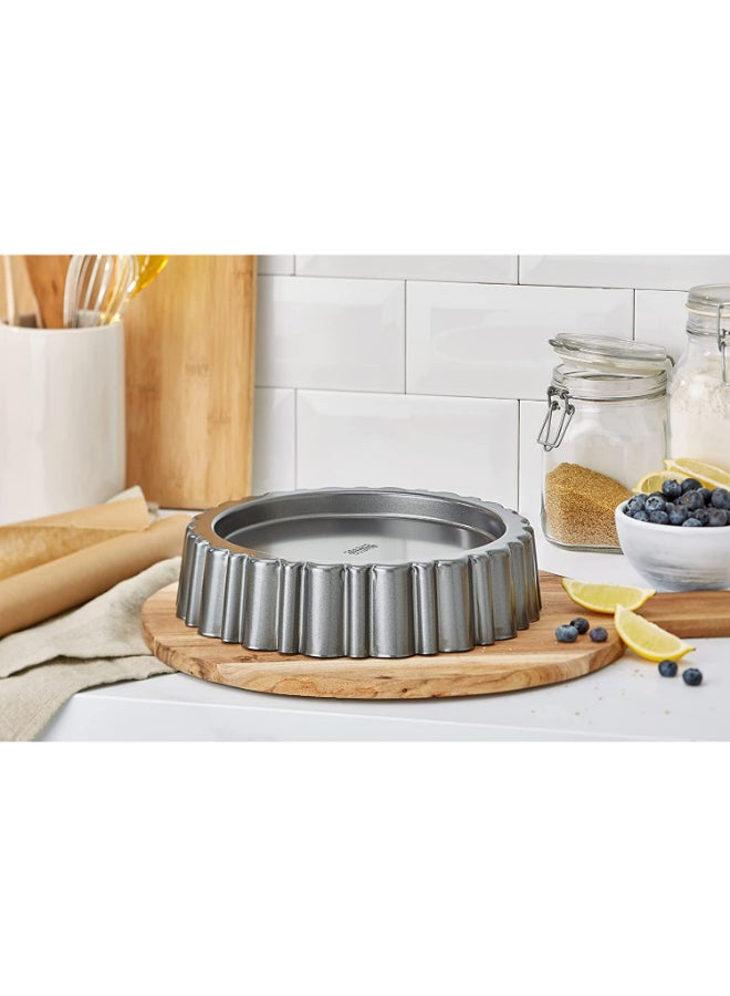 Maryann Cake Pan Black 27x6centimeter  - Image 5