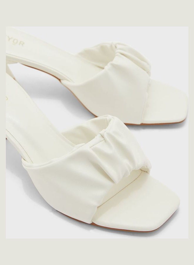 One Strap Low Heel Sandals White - v1648738522/N53038387V_4