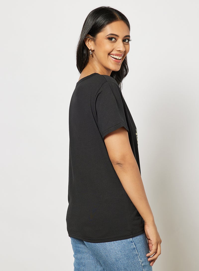 Aila Casual Short Sleeve Round Neck Graphic Print Knit T-Shirt Black  - Image 2