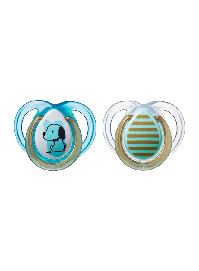 tommee tippee - Moda SoothersFor Newborns, Symmetrical Orthodontic Design, BPA-Free Silicone Baglet, Includes Steriliser Box, 0-6m, Pack Of 2 Dummies - Image 1