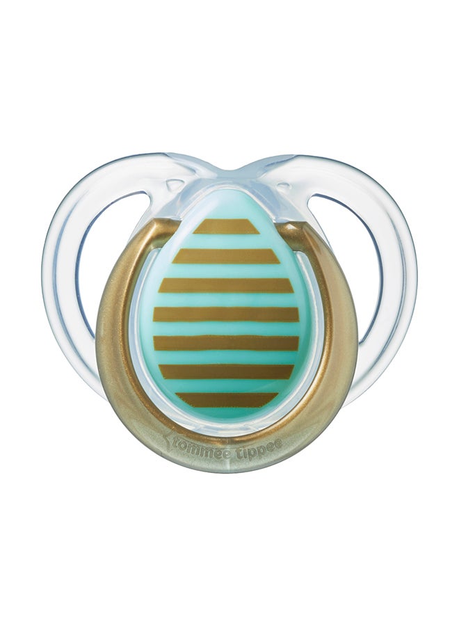 tommee tippee - Moda SoothersFor Newborns, Symmetrical Orthodontic Design, BPA-Free Silicone Baglet, Includes Steriliser Box, 0-6m, Pack Of 2 Dummies - Image 1
