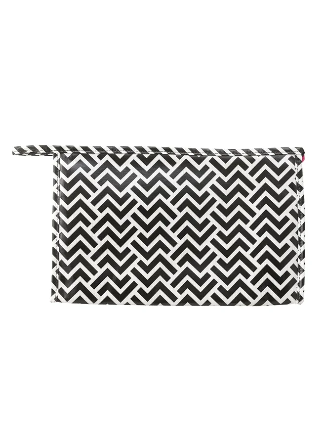 Hema Printed Toiletry Bag Black/White