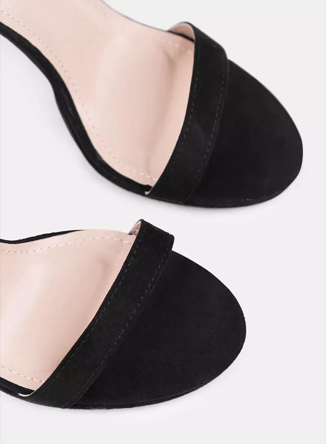 ديزي صندل رسمي مصبوغ ومزود بإبزيم مصنوع من ألياف صناعية أسود - Image 2