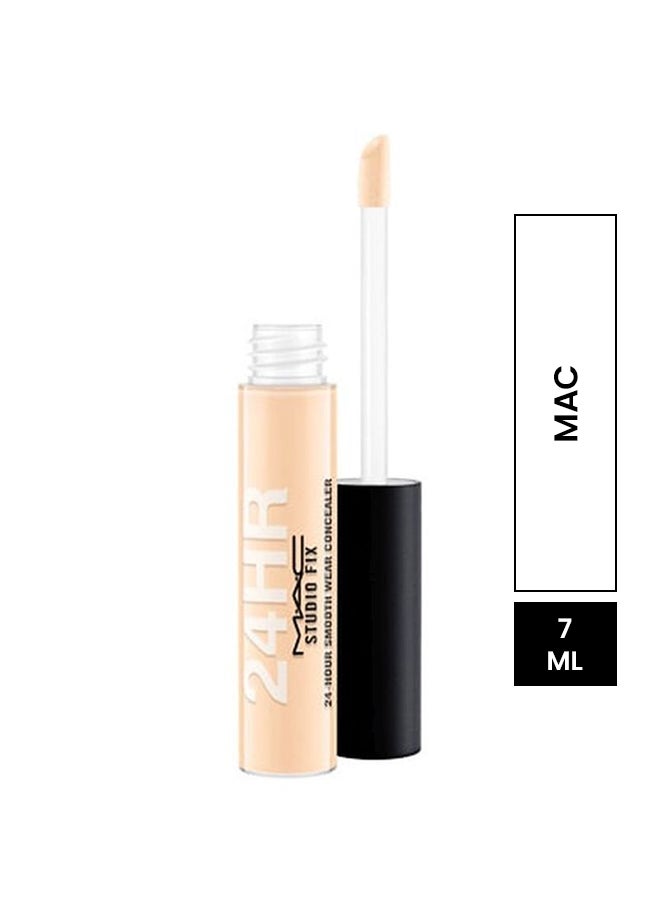 MAC Studio Fix 24 Hour Smooth Wear Concealer Liquid NC20 - Image 1