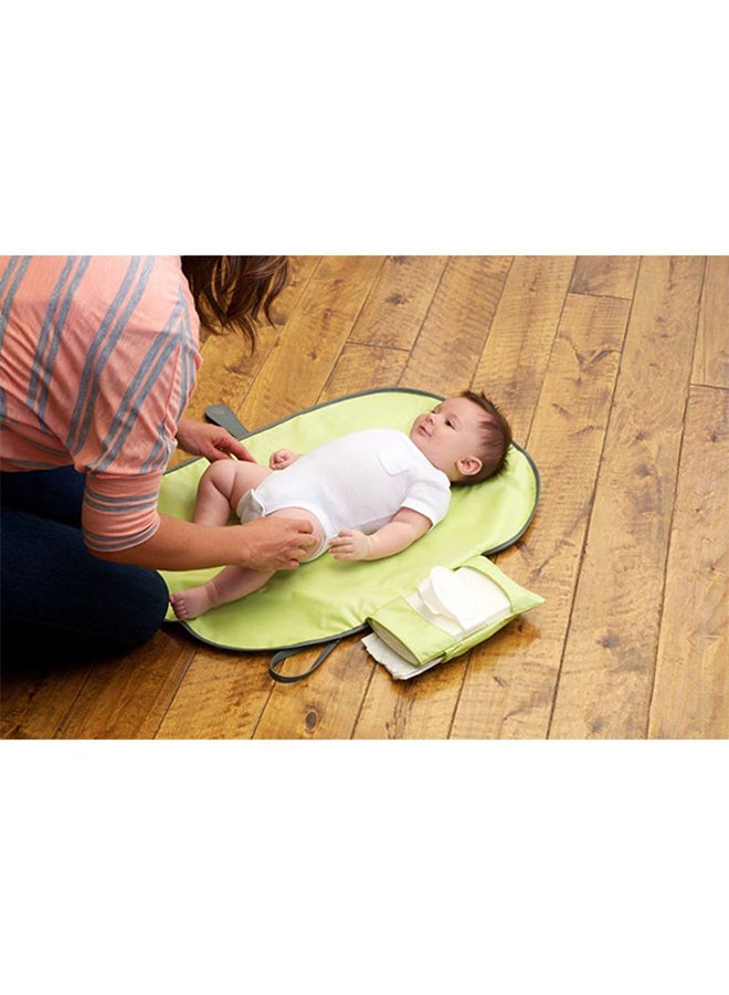 Generic - Portable and Foldable Waterproof Baby Diaper Changing Mat Sheet, Non-Toxic, BPA free - Image 1