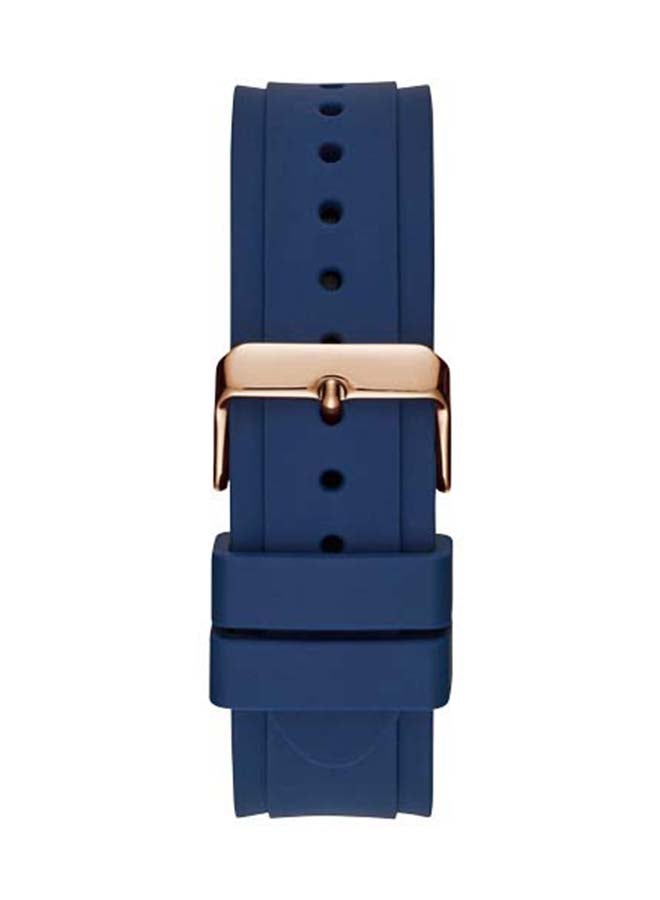 GUESS Men's Smooth Silicone Strap Watch W1049G2  - Image 3