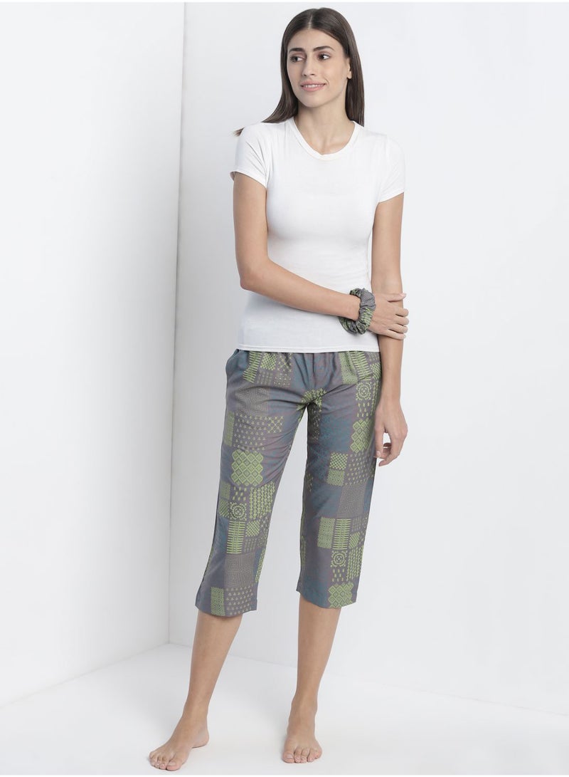 Aila Casual Comfortable Relaxed Fit Three-Quarter Pyjamas With A Matching Scrunchie Grey  - Image 3
