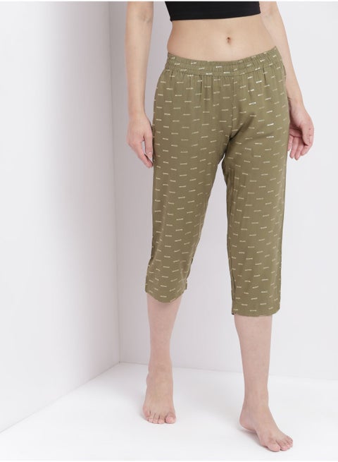 Casual Comfortable Relaxed Fit Three Quarter Pyjama Pants With Matching Scrunchie Green