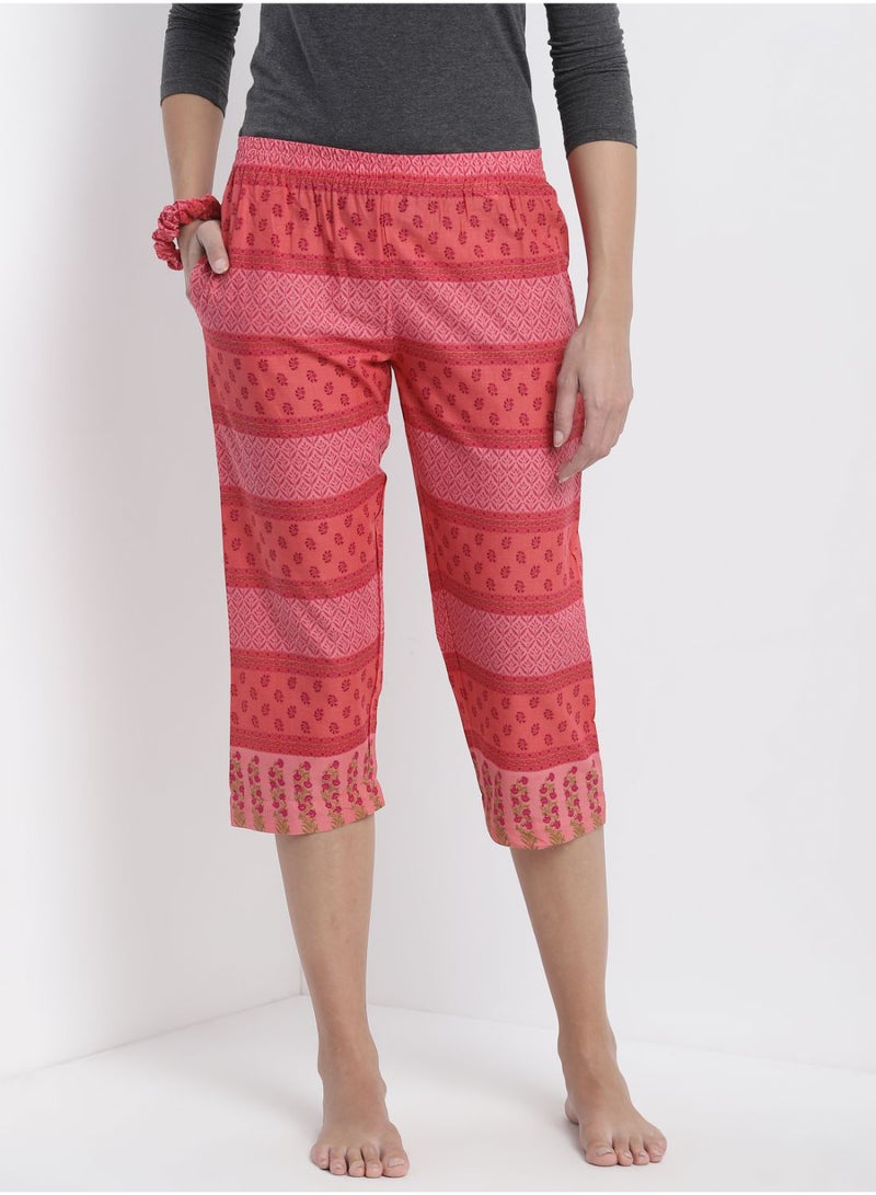 Aila Casual Comfortable Relaxed Fit Three-Quarter Pyjamas With A Matching Scrunchie Multicolor  - Image 1