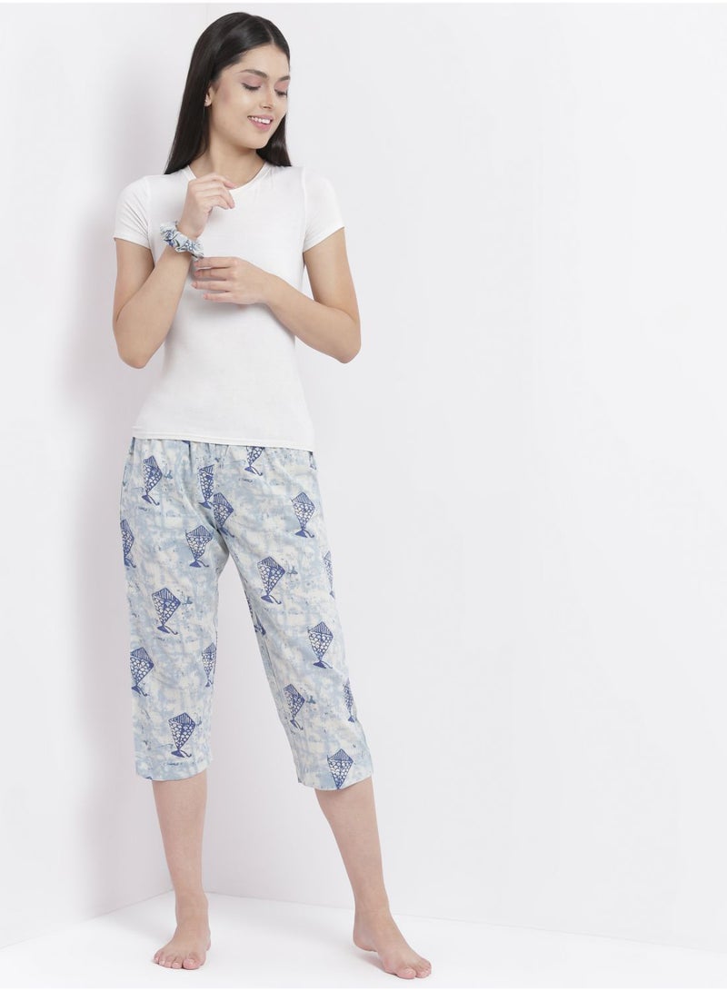 Casual Comfortable Relaxed Fit Three Quarter Pyjama Pants With Matching Scrunchie Multicolor