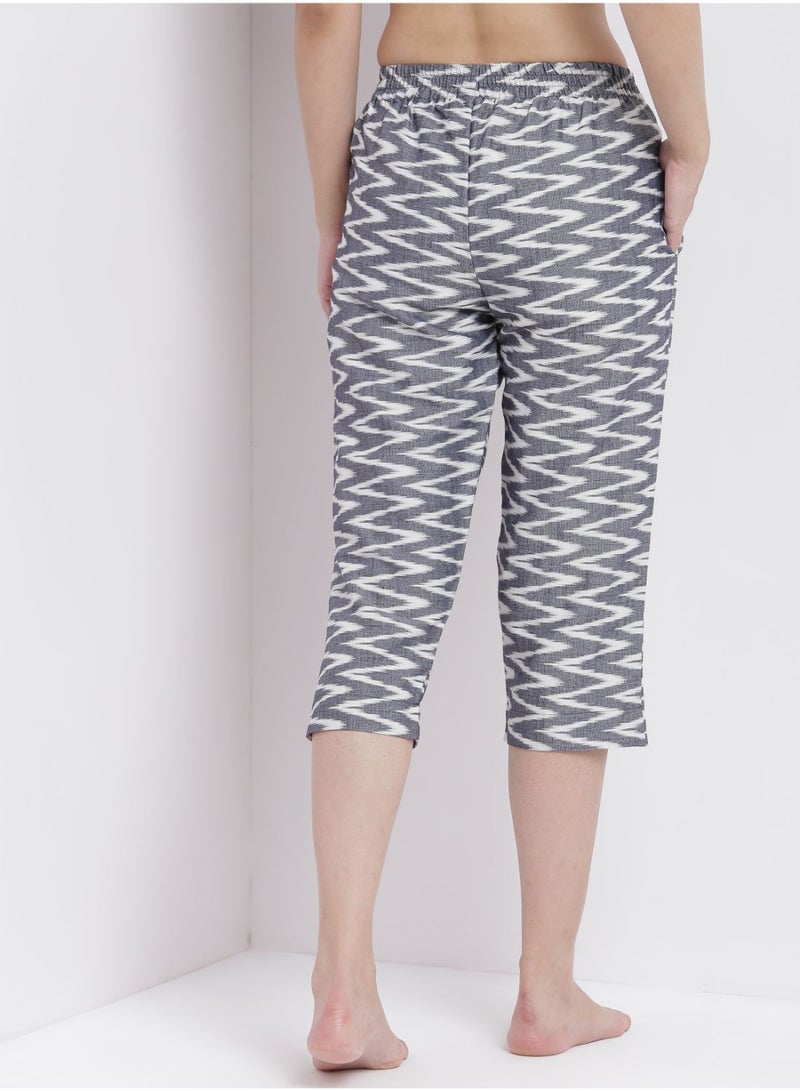Casual Comfortable Relaxed Fit Pyjama Pants With A Matching Scrunchie Grey/White