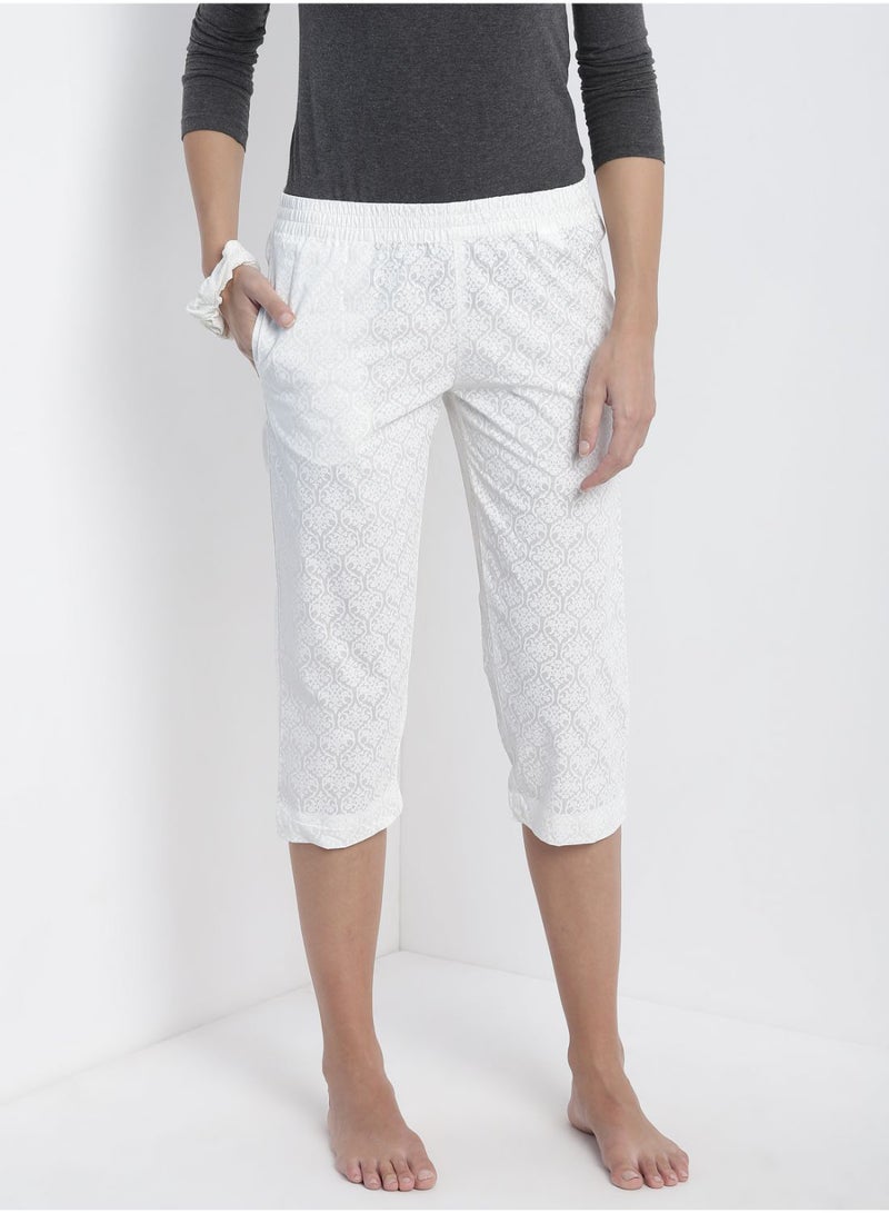 Aila - Casual Comfortable Relaxed Fit Three-Quarter Pyjamas With A Matching Scrunchie White - Image 1