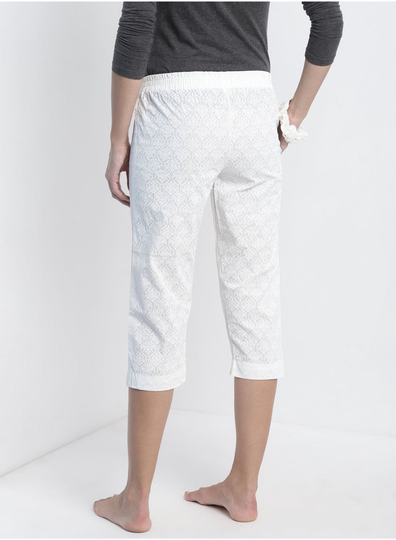 Aila - Casual Comfortable Relaxed Fit Three-Quarter Pyjamas With A Matching Scrunchie White - Image 1