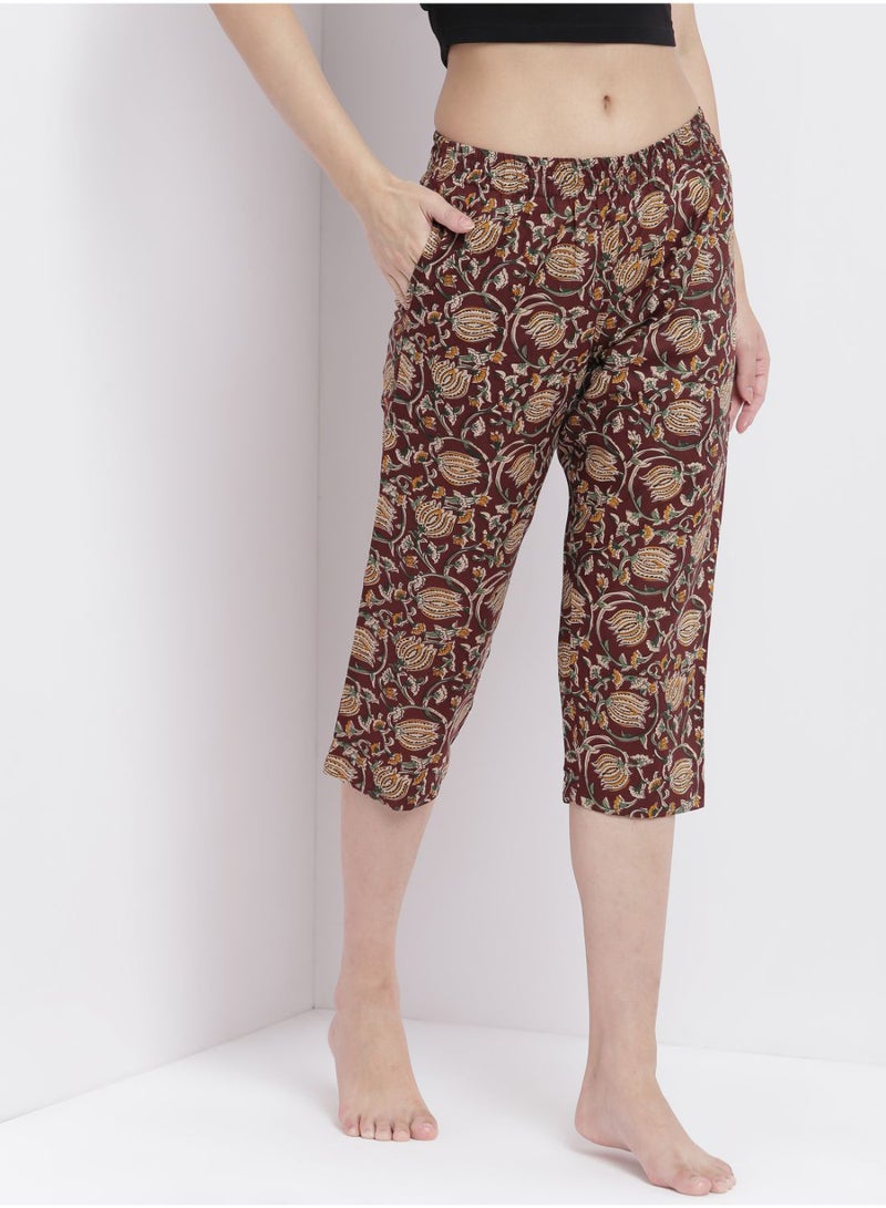 آيلا بنطال بيجامة كاجوال بمقاس مريح وطول ثلاثة أرباع مع ربطة سكرنشي متناسقة متعدد الألوان - Image 1