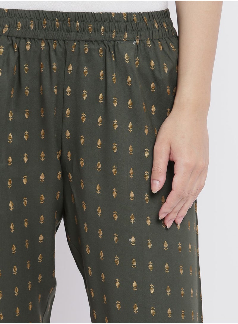 Aila Casual Comfortable Relaxed Fit Three Quarter Pyjama Pants With Matching Scrunchie Green  - Image 4