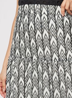 Aila Stylish Tiered Skirt Printed Casual Cream  - Image 4