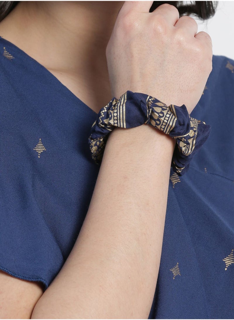 Aila - Casual Crop Top With Matching Srunchie Navy - Image 1