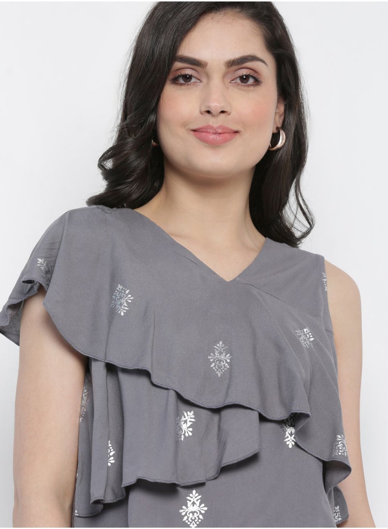 Casual Crop Top With Matching Srunchie Grey