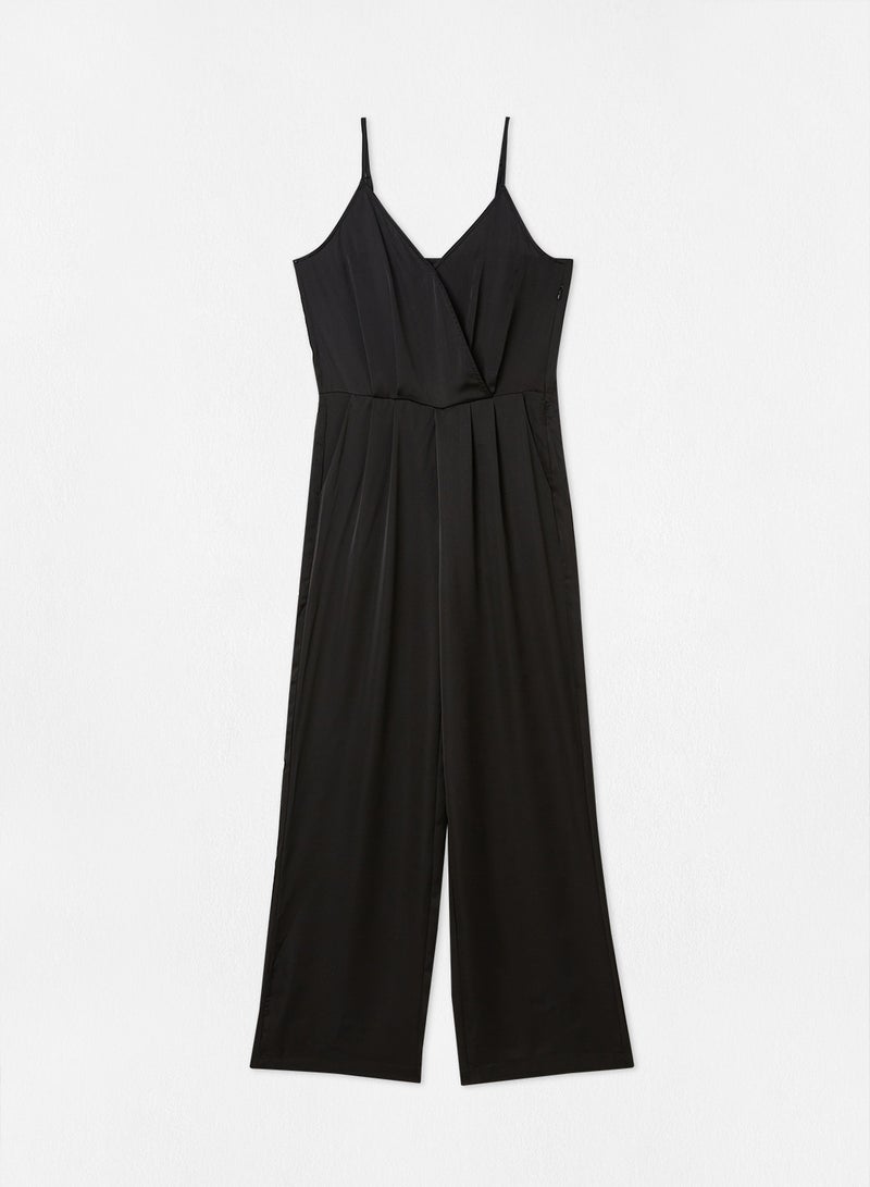 Pleated Jumpsuit Black - v1649845720/N51700312V_1