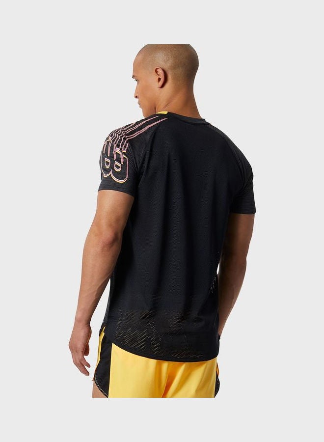New Balance Fast Flight Printed Short Sleeves T-Shirt Black - Image 2