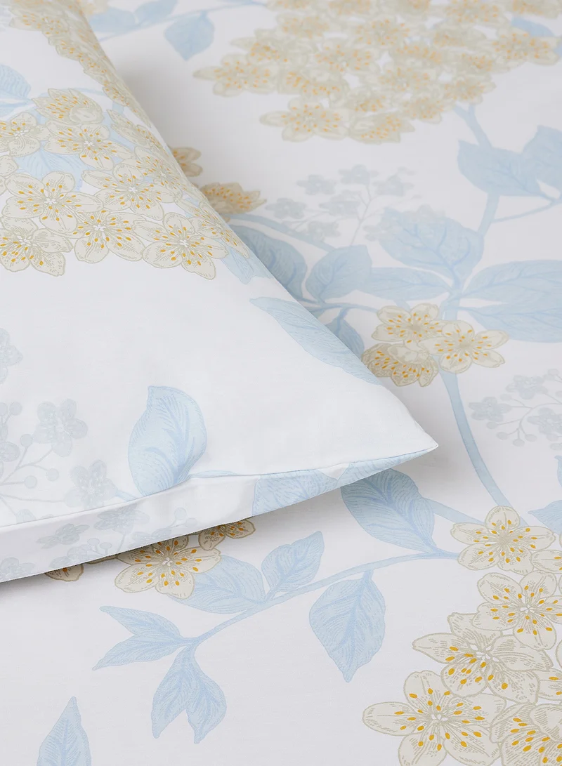 Noon East Fitted Bedsheet Set Queen Size  100% Cotton Percale Light Weight Everyday Use 180 TC High Quality 1 Bed Sheet And 2 Pillow Cases Printed Design Light Blue Color Light Blue