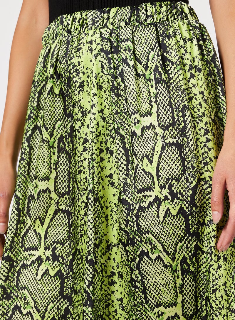 NA-KD - Snake Print Midi Skirt Green - Image 1