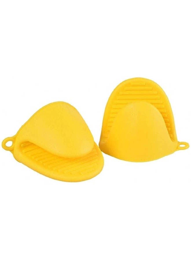2 Pcs Kitchen Cooking Insulated Gloves-Silicone Non-Slip Yellow - Image 1