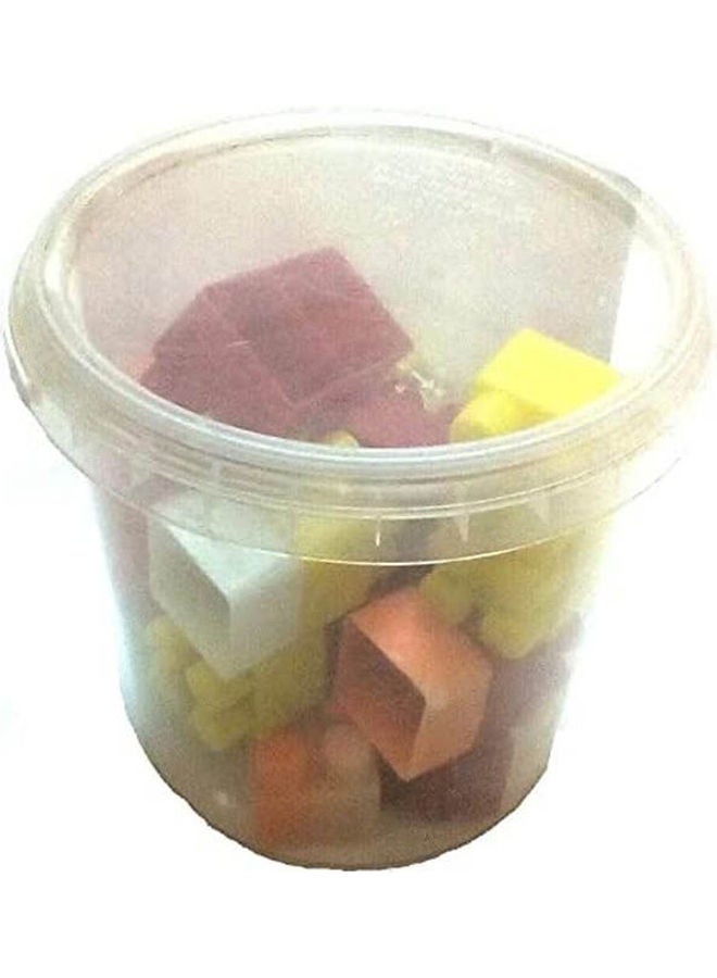 A small bucket of plastic cube Toys