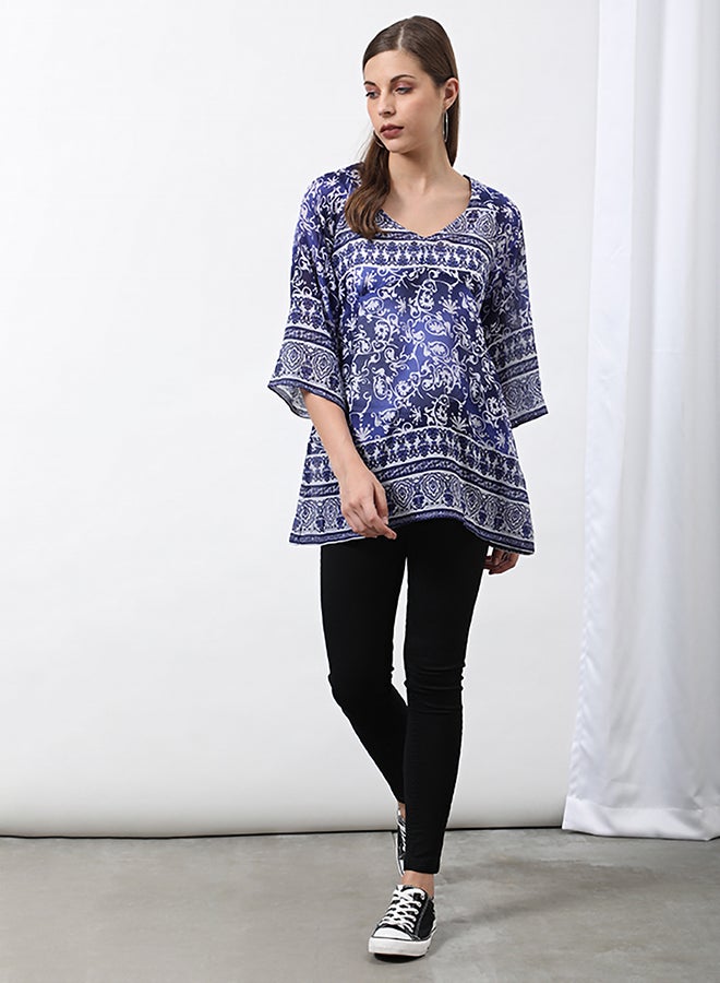 Aila Printed V-Neck Top Blue Aop  - Image 4