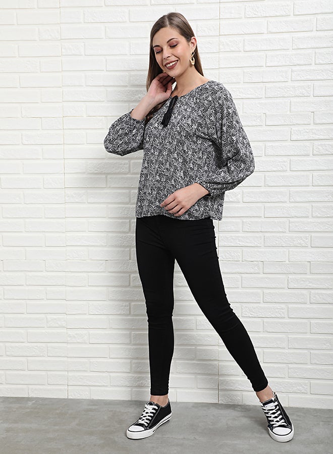 Aila Over-All Floral Printed Top Black/White Aop  - Image 4