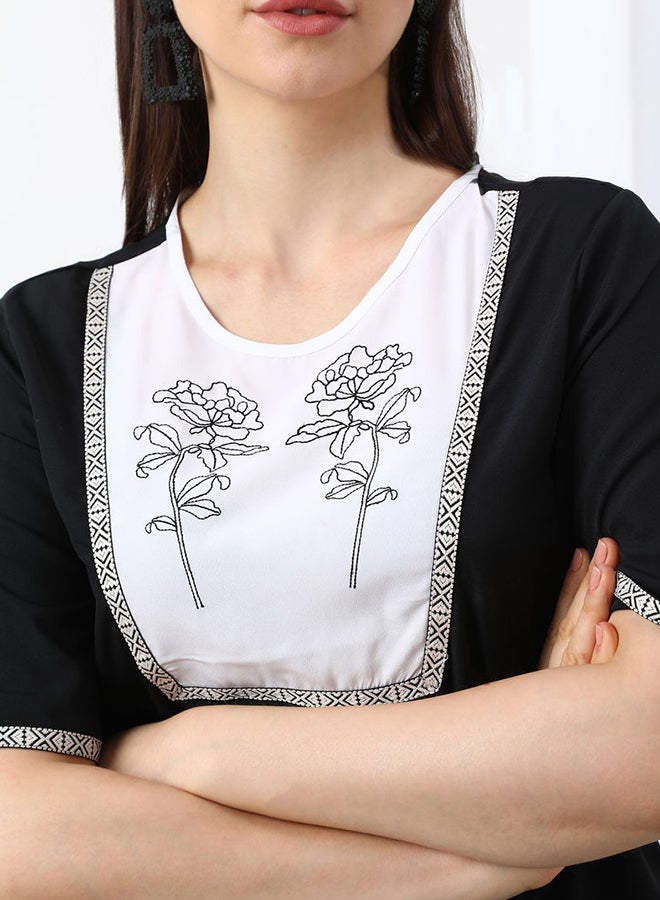 Aila Casual Woven Top Black/White - Image 4
