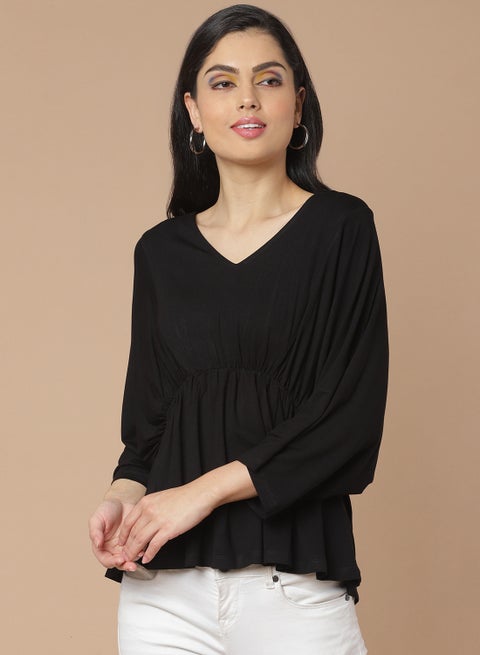 Solid Pattern Batwing Sleeve Top Black