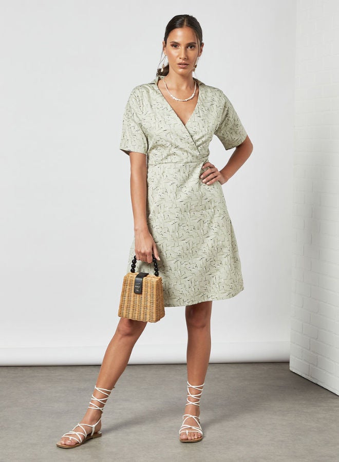 ABOF Printed V-Neck Short Sleeves Mini Dress Silver  - Image 3