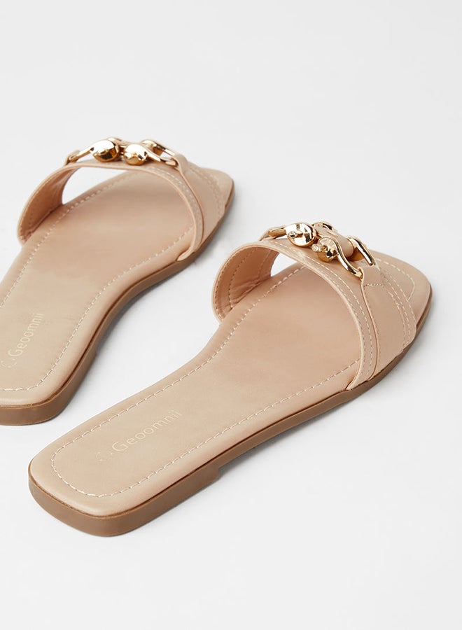 Geoomnii Elliot Buckle Detail Flat Sandals Beige  - Image 3