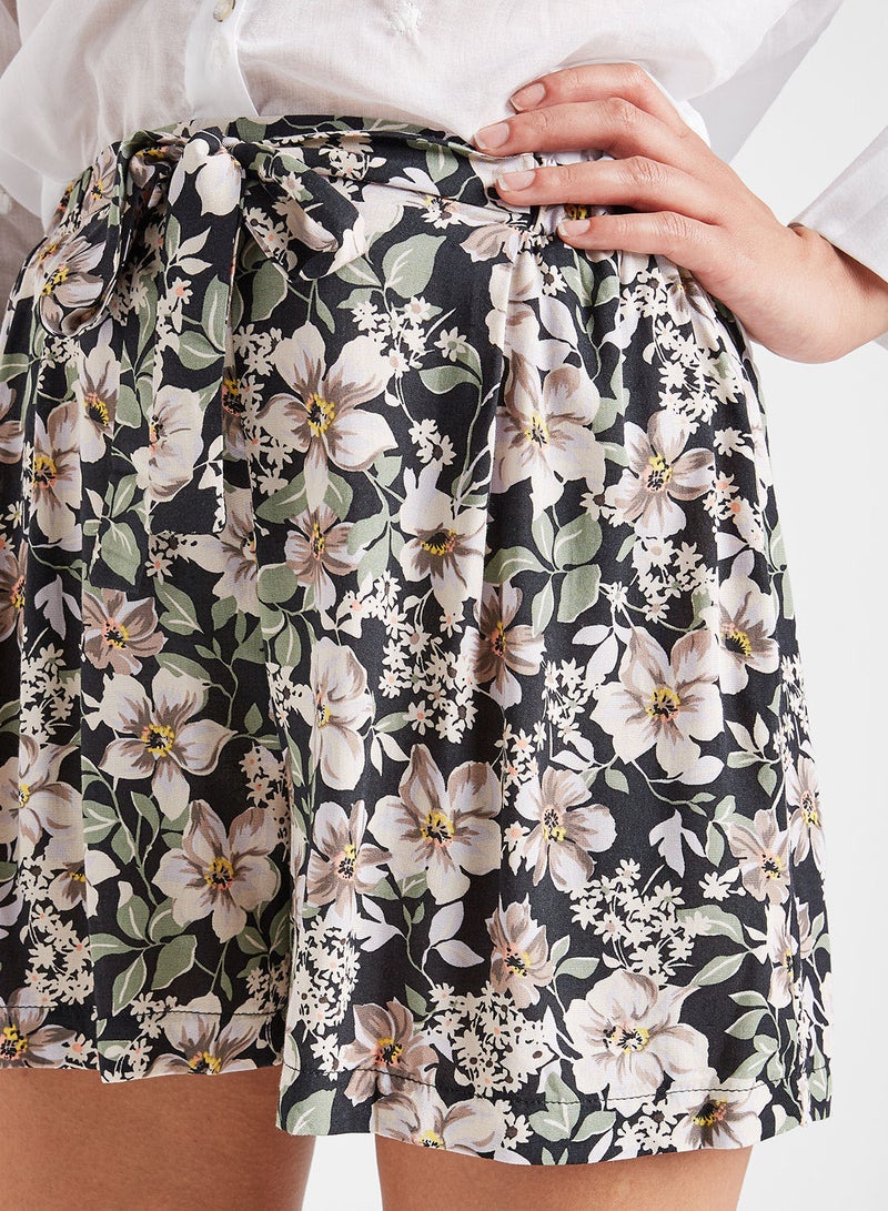 QUZU Floral Print Waist Tie Shorts Black - Image 4