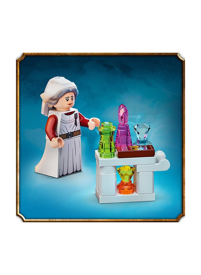 LEGO 76398 Harry Potter Hogwarts Hospital Wing  Building Kit 510 Pieces 510 8+ Years  - Image 3