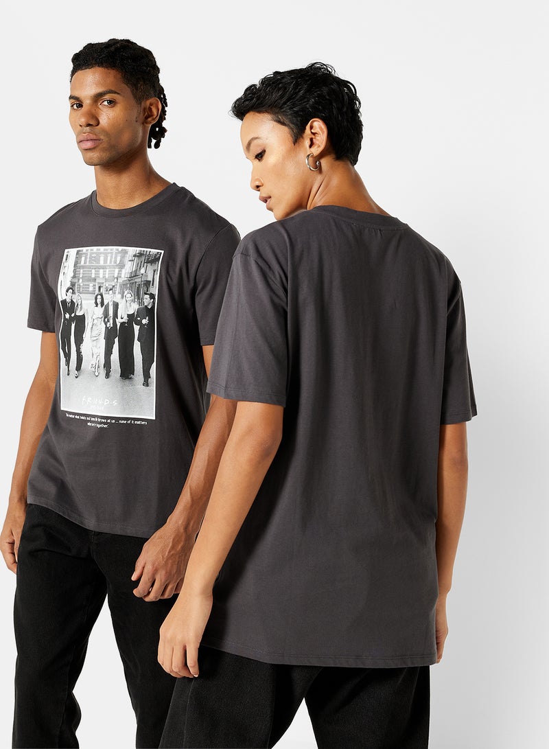 NA-KD - Unisex FRIENDS Graphic T-Shirt Grey - Image 1