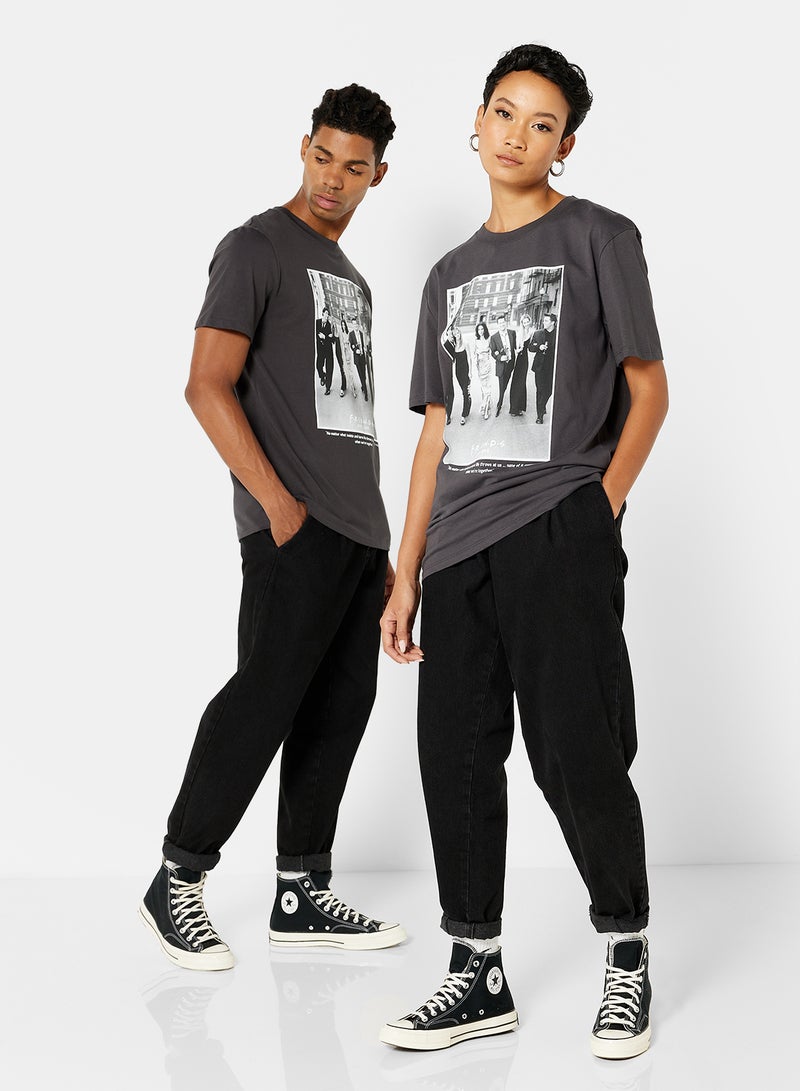 NA-KD - Unisex FRIENDS Graphic T-Shirt Grey - Image 1