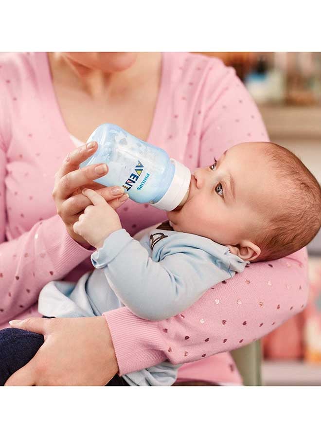 زجاجة تغذية ورضاعة كلاسيك بلس من قطعتين - لون أزرق، 260 مل  - نسخة أصلية - Image 3