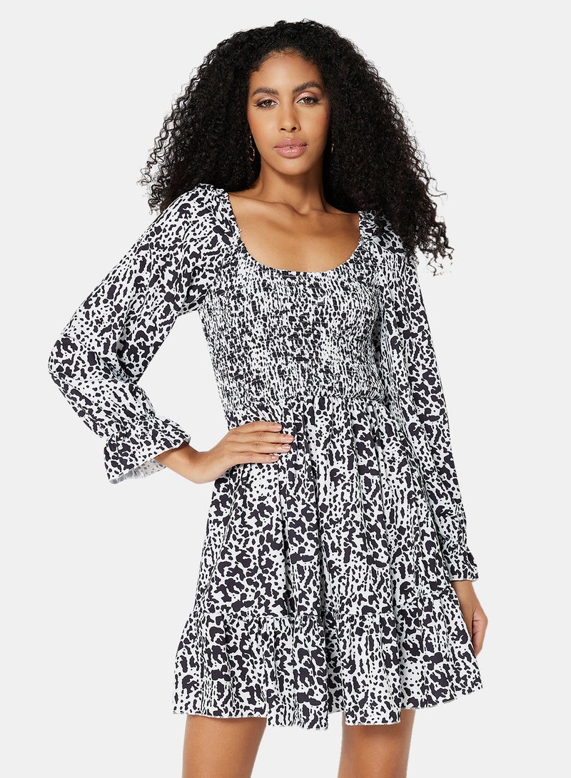 LABEL RAIL - Shirred Animal Print Dress White/Black - Image 1