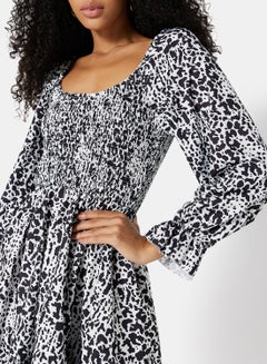 LABEL RAIL Shirred Animal Print Dress White/Black  - Image 4