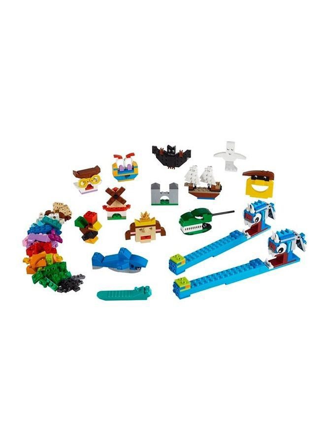 LEGO 11009 Classic Bricks And Lights 441 5+ Years  - Image 4