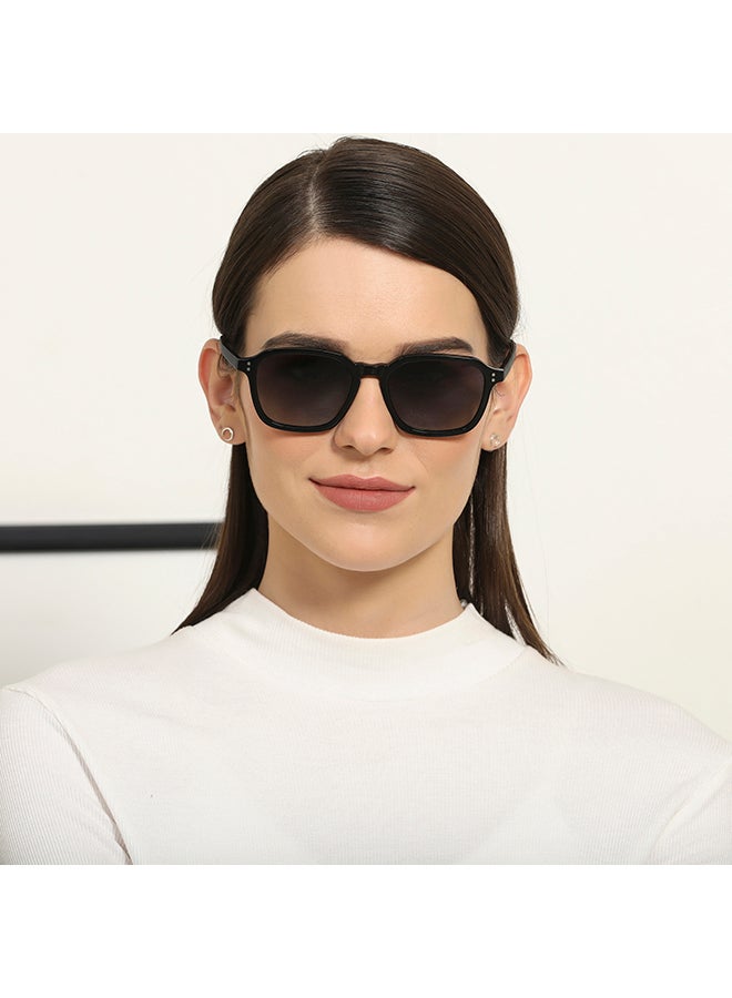 John Jacobs - Full Rim Polarized Wayfarer Sunglasses For Men & Women - 52mm - Black - Image 1