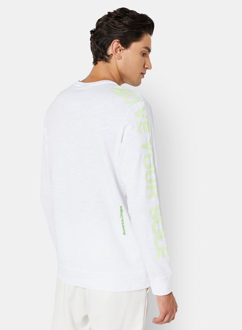 Nike NSW World Tour Long Sleeve T-Shirt White - Image 2