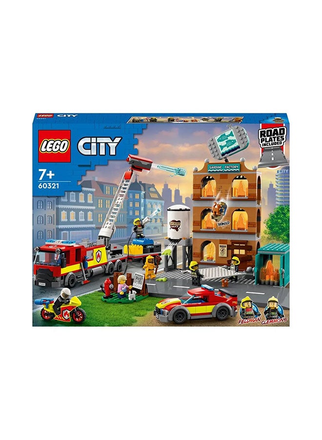 LEGO 60321 City Fire Brigade  Building Kit 766 Pieces 766 7+ Years - Image 2